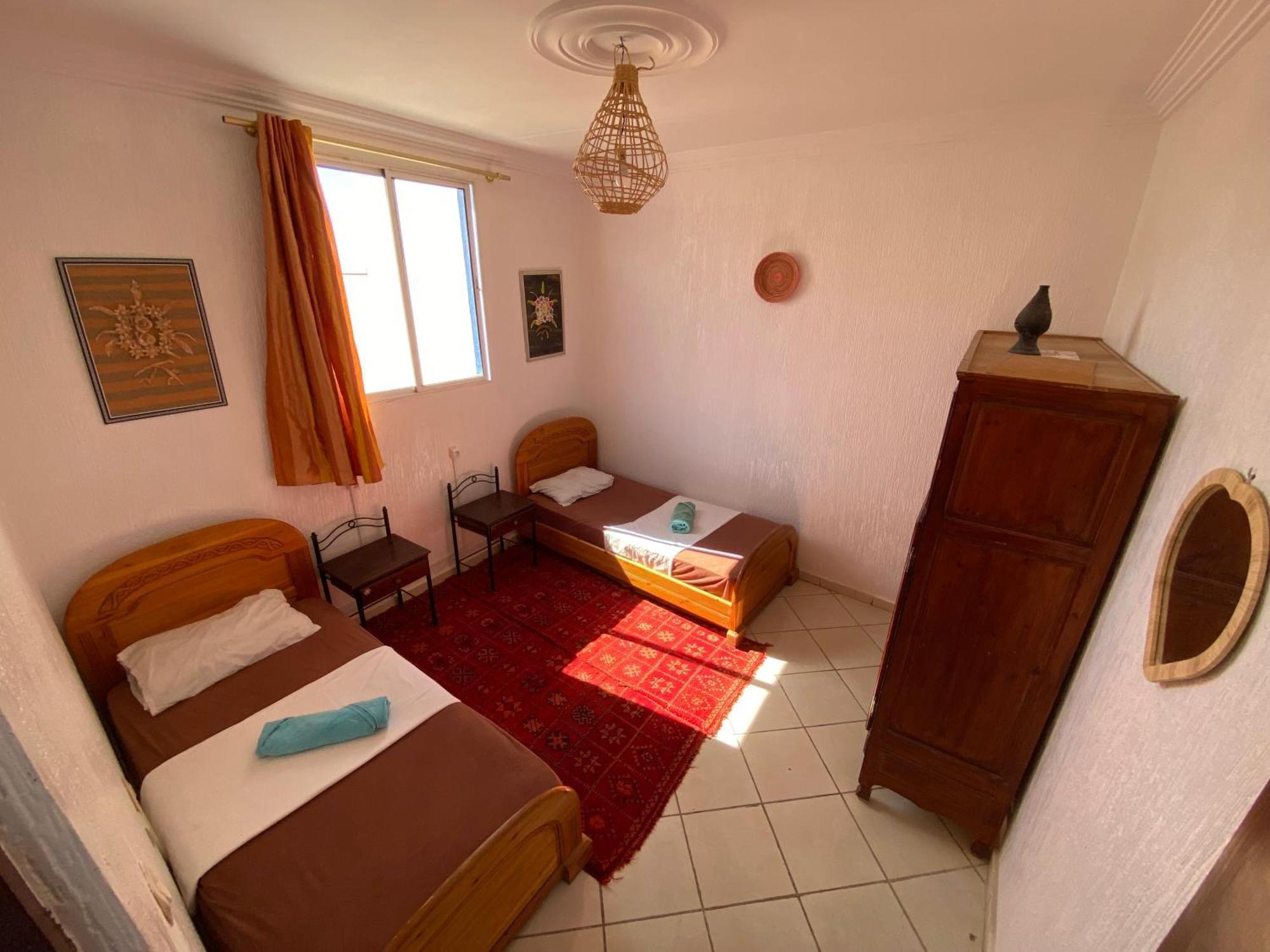 Red Carpet Surf Camp Sea, Mountain & Garden Escape Hotel Tamraght Exterior foto